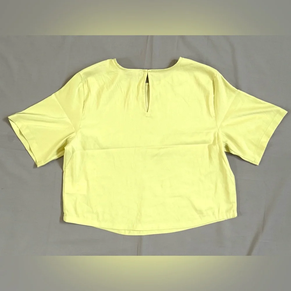 Express Light‎ Yellow Boxy Short-Sleeve Top - Picture 2 of 5